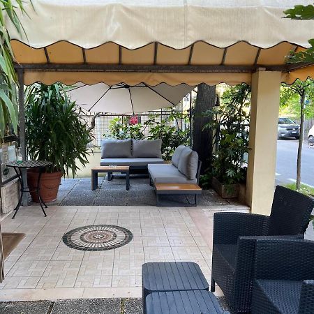 Hotel Athena Pesaro Esterno foto