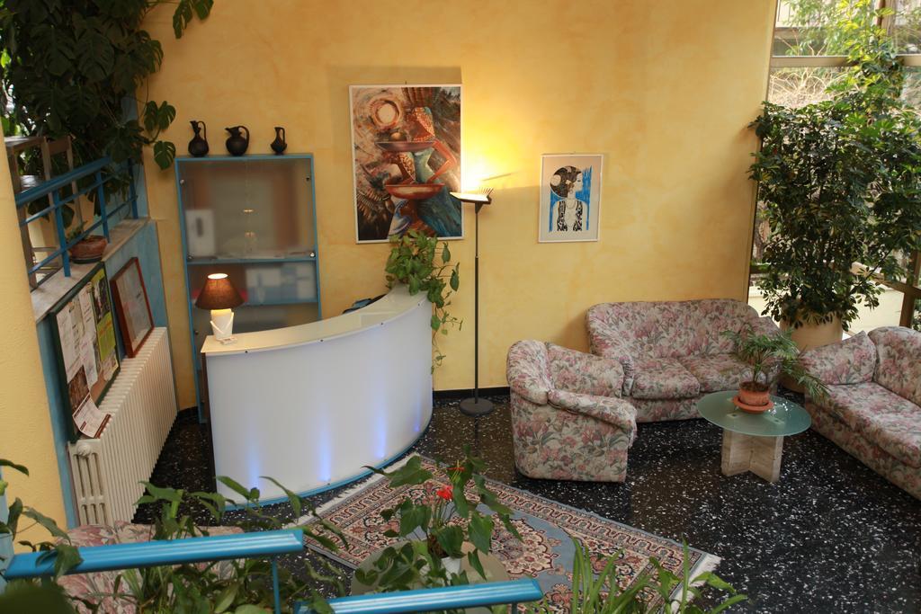 Hotel Athena Pesaro Esterno foto