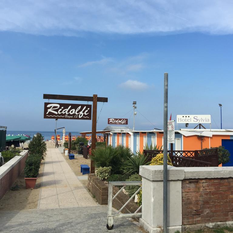 Hotel Athena Pesaro Esterno foto