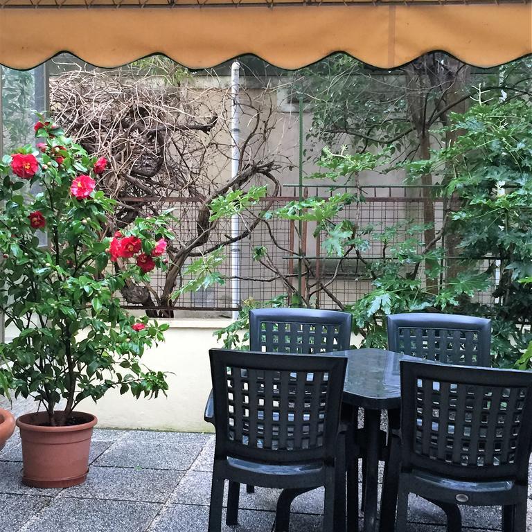 Hotel Athena Pesaro Esterno foto