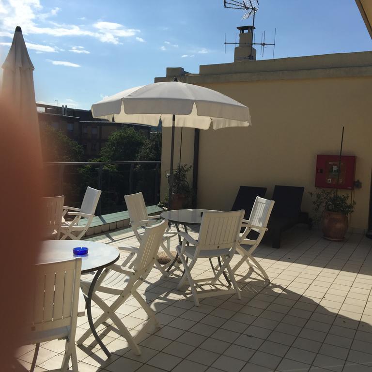 Hotel Athena Pesaro Esterno foto